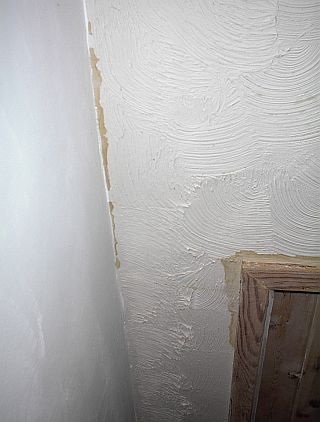 Landing ceiling - nasty brown stains